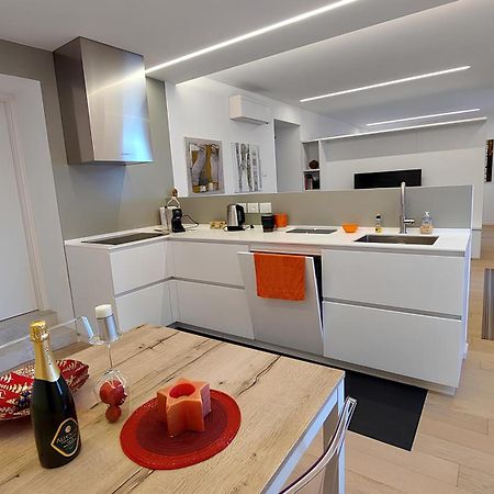 Over The Castle Apartment Trento Luaran gambar