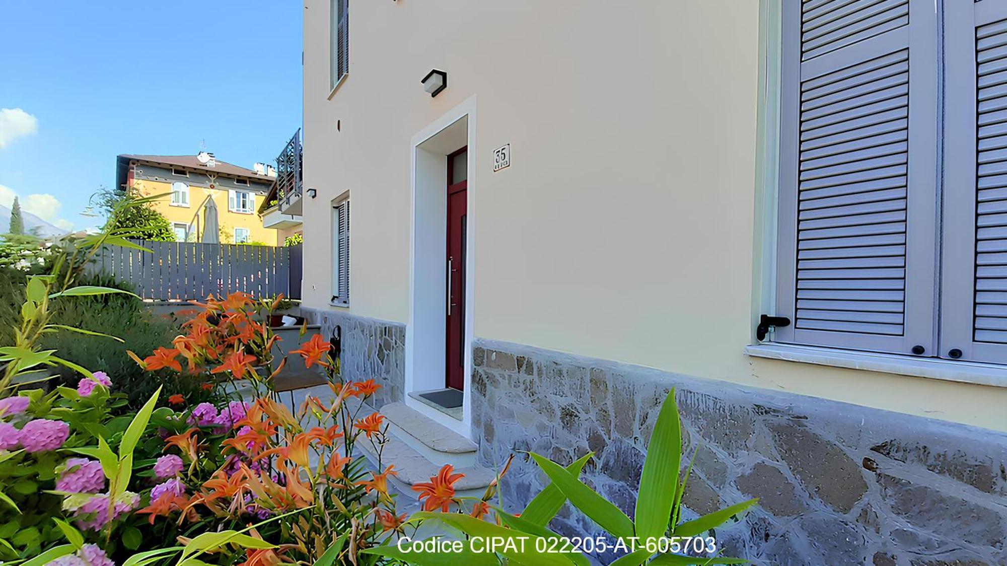 Over The Castle Apartment Trento Luaran gambar